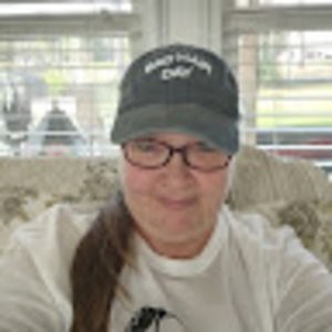 Meet your Posher, Laurie